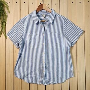 L.L. Bean Shirt Womens Blue and White Striped Size M, Blouse